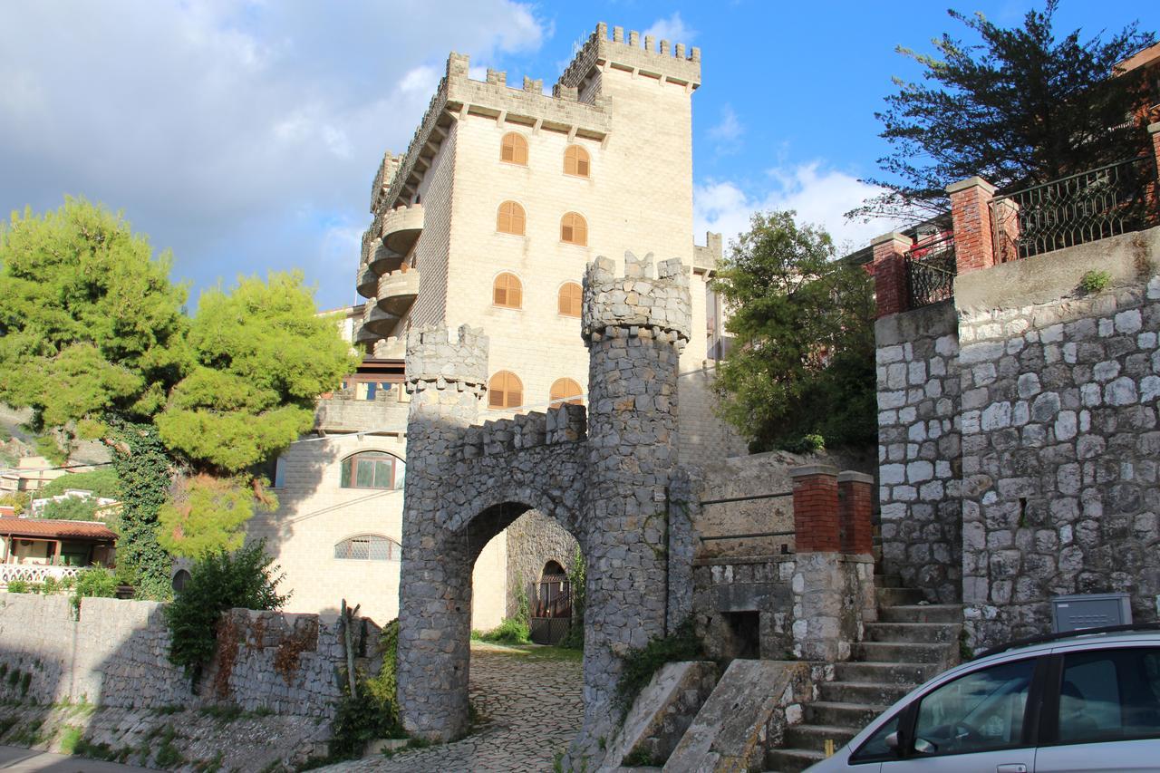 Hotel Castello Di Giuliano Montelepre Exterior photo